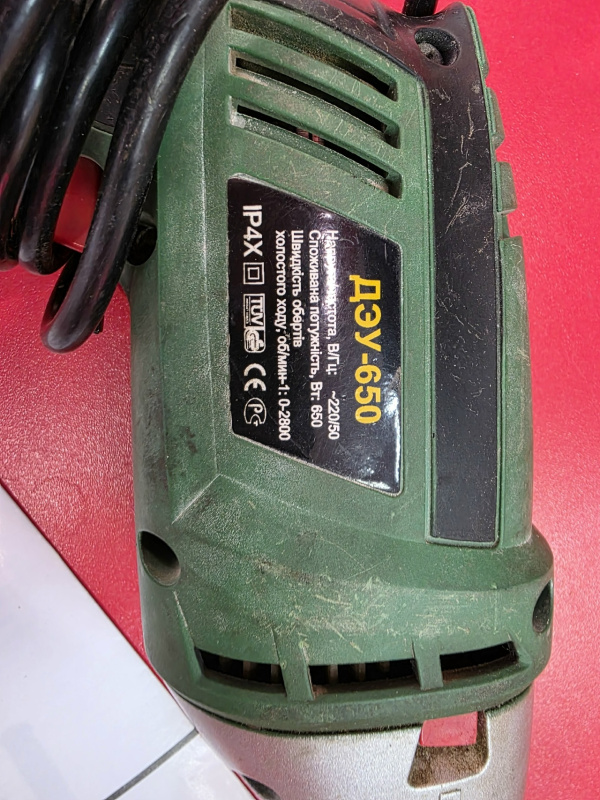 Шуруповерт Startex ДЭУ-650