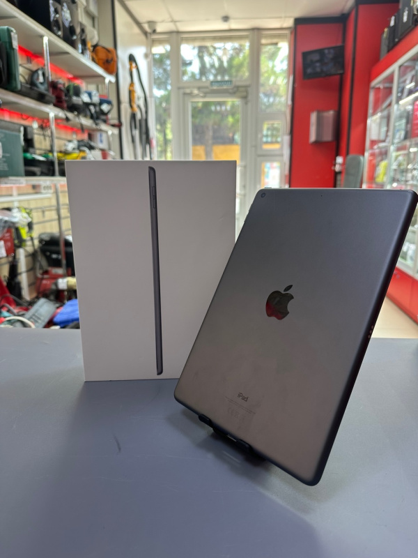 Планшет Apple iPad (9-го поколения) (2021)