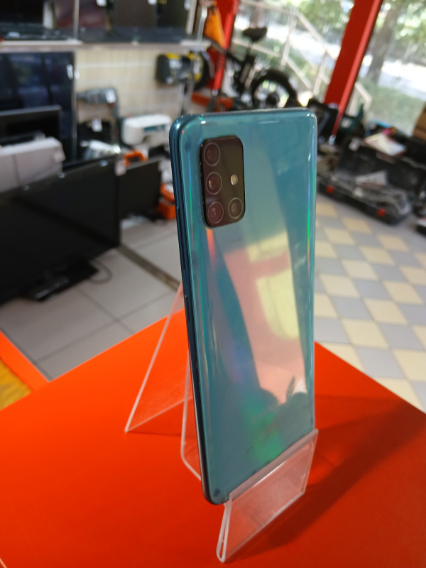 Мобильный телефон Samsung Galaxy A51