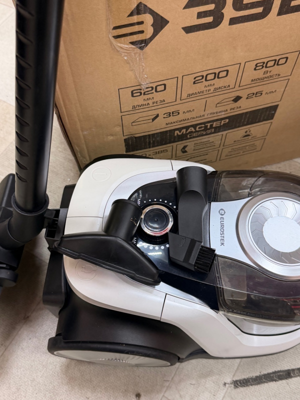 Пылесос  Eurostek evc 4516